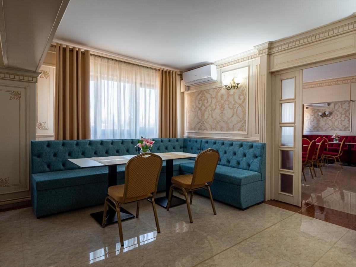 Hotel Orient Galati Buitenkant foto