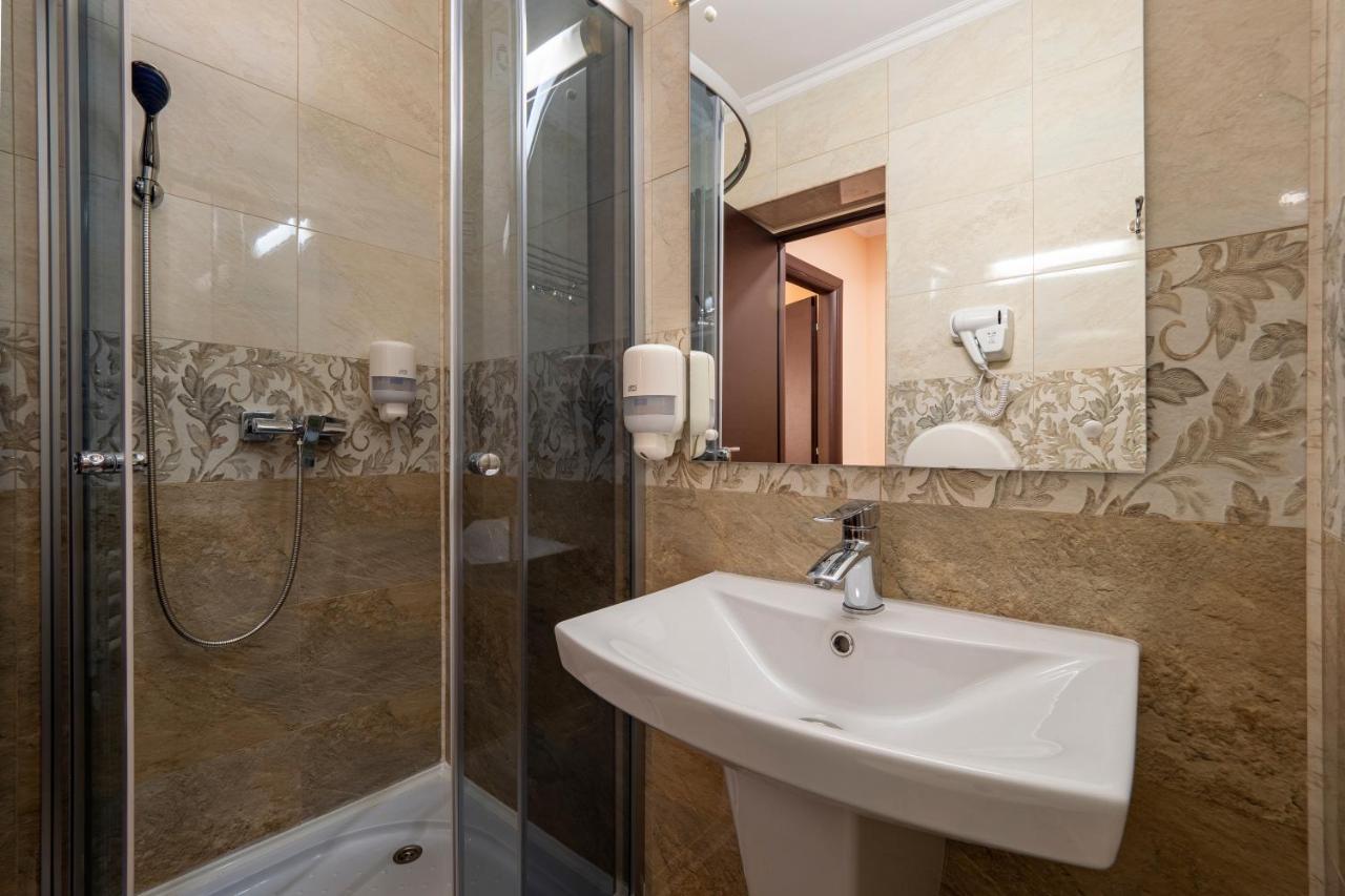 Hotel Orient Galati Buitenkant foto